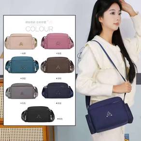 New casual crossbody/shoulder waterproof bag