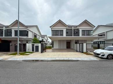 Semi-Detached House For Sale in Cyberjaya,SGR