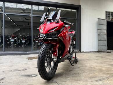 Honda CBR150R