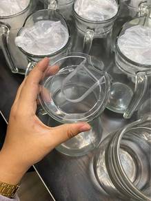 Transparent Drinking Glass Serving Jug with Lid