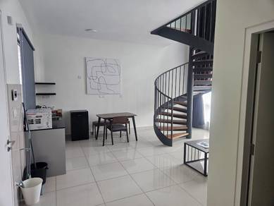 Service Residence For Rent in The Apple