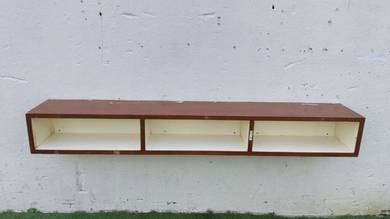 B950 Rak TV Kayu Dinding Length 198 cm TV Rack