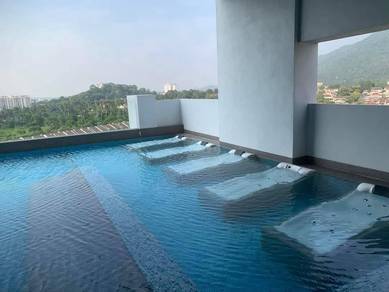 Condominium For Sale in Orange BM