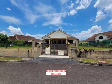 Bungalow House For Sale in Sungai Lalang,KDH