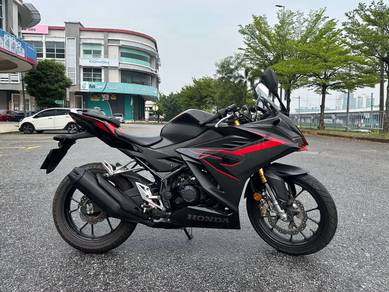 Honda CBR150R