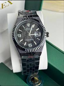 VELORA Luxury Style Watch