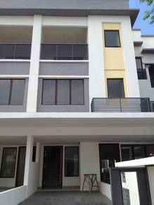 Townhouse For Rent in Puchong,SGR