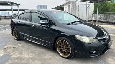 Honda Civic S-L iVTEC in Seri Kembangan, SGR