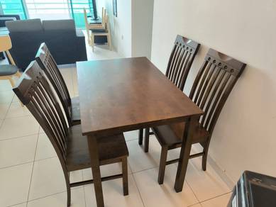 4 Seater Wooden Dining Set