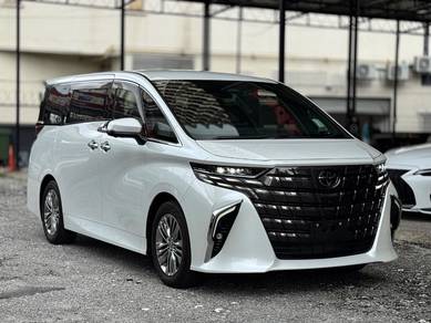 Toyota Alphard Z in Ampang Hilir, KUL
