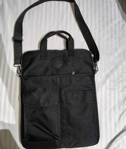 Bag laptop or else 