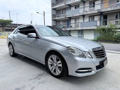 2011 Mercedes Benz E250 250 CGI ELEGANCE