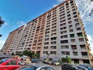Flat For Sale in Taman Desaria