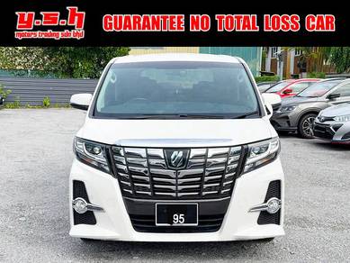 Toyota Alphard 2.5 SA in Kuching, SWK