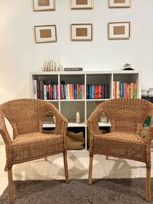 Cosy living room with wicker chair AGEN & cushion