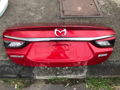 No 25-9-22 Mazda 6 Atenza GJ NFL Rear Bonnet