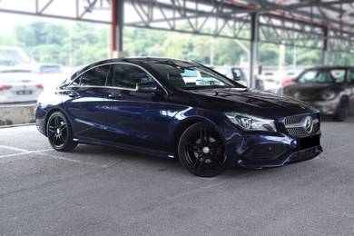 Mercedes Benz CLA180 180 AMG in Puchong, KUL