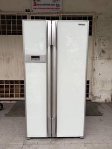 Hitachi side by side door refrigerator fridge 605