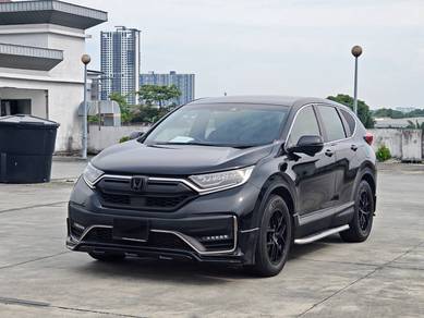 Honda CR-V BLACK EDITION in Bandar Puteri Puchong, SGR