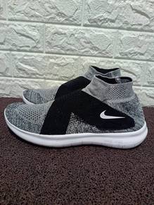uk9 Nike Free RN Motion Flyknit