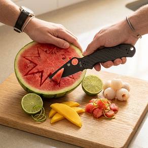 Spyderco Delica 4 Carbon Fiber CPM CRU-WEAR Exclus