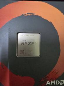 AMD Ryzen 3 2300X