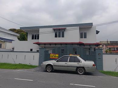 Semi-Detached House For Sale in Klang,SGR