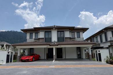 Semi-Detached House For Sale in Rawang,SGR