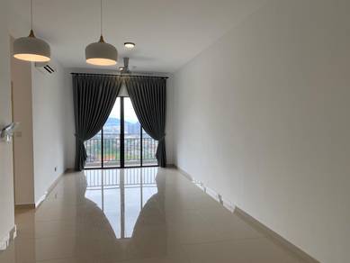 Condominium For Rent in The Hamilton