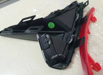 S70 Fog Lamp Cover & Rear Bumper Reflector (NEW)