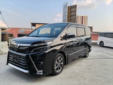 Toyota Voxy KIRAMEKI in Johor Bahru, JHR