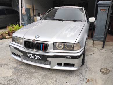 BMW 318i 18i in Melaka Tengah, MLK
