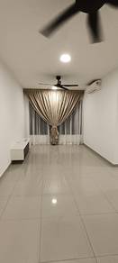 Condominium For Rent in M Vertica