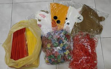 Balloon sticks & character foil balloons