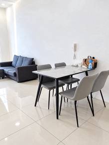 Condominium For Rent in Quay West Residence