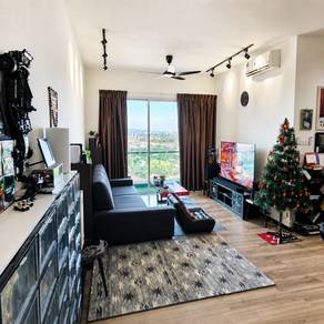Condominium For Sale in SkyVue Residence