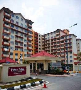 Condominium For Sale in Putra Intan Kondominium