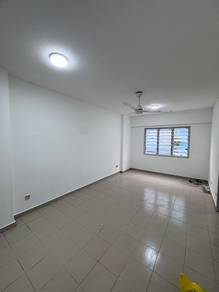 Apartment For Rent in Sri Rakyat Apartment
