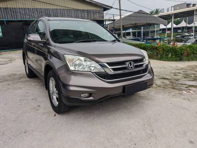 Honda CR-V i-VTEC in Bandar Utama, SGR