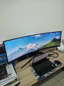 Samsung CHG90 49-inch Super Ultra-Wide QLED Gaming