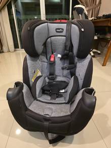 Evenflo baby car seat