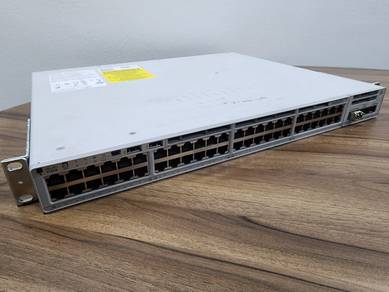 Network switch cisco c9200