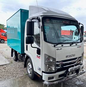 ISUZU NLR 1Ton Lorry BTM 4800kg