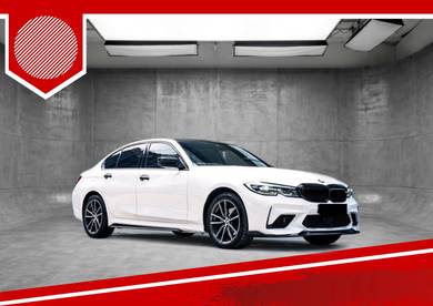 BMW 320i 20i SPORT in Others, KUL