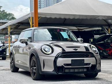Mini Cooper S S in Bukit Bintang, KUL