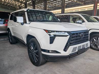 Lexus GX 550 LUXURY+ in Petaling Jaya, SGR