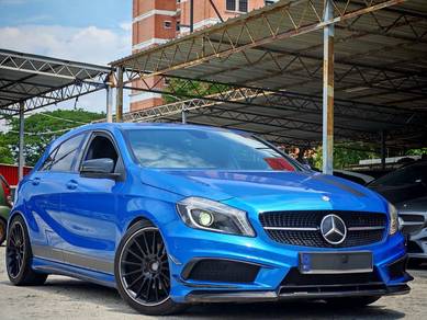 Mercedes Benz A200 200 BlueEFCY (CBU) in Serdang, SGR