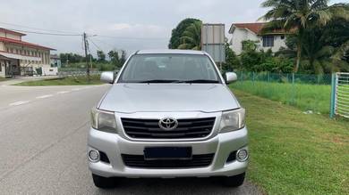 2012 Toyota Hilux STD