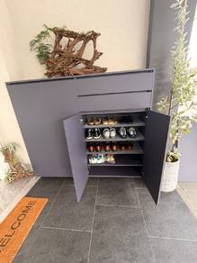 Shoe cabinet