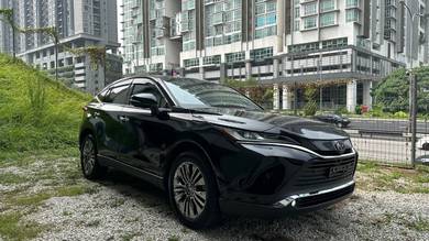Toyota Harrier Z in Desa Petaling, KUL
